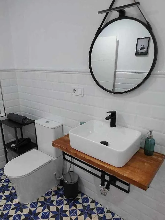 Apartamento Claveles Suite By Lets Málaga